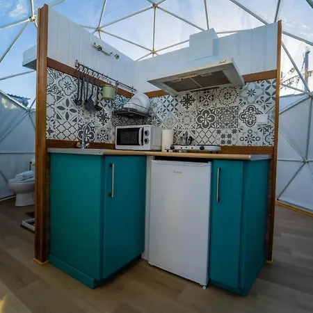 Adama Glamping *